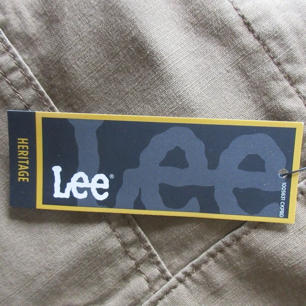 LEE HERITAGE Utility Shorts Mens 44 Kangaroo Brown Cargo Relaxed Lightweight NWT